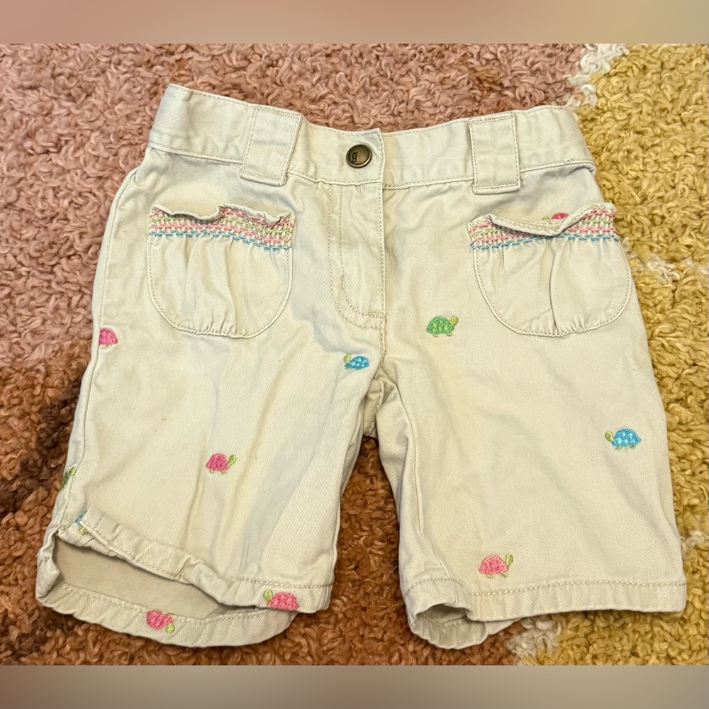 2008 Gymboree turtle shorts